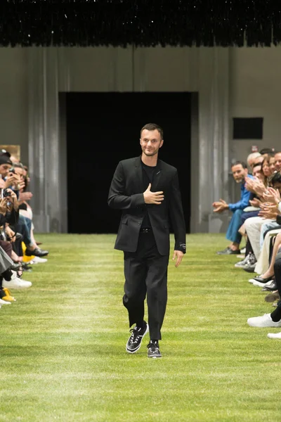 Look 47